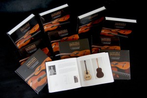 Granada-guitar-makers-pictures-1