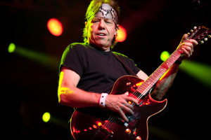 georgethorogood-gibson-125